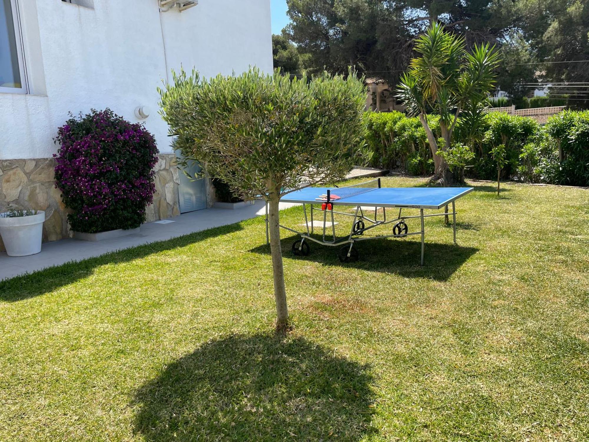 Aqua Vista Villa *